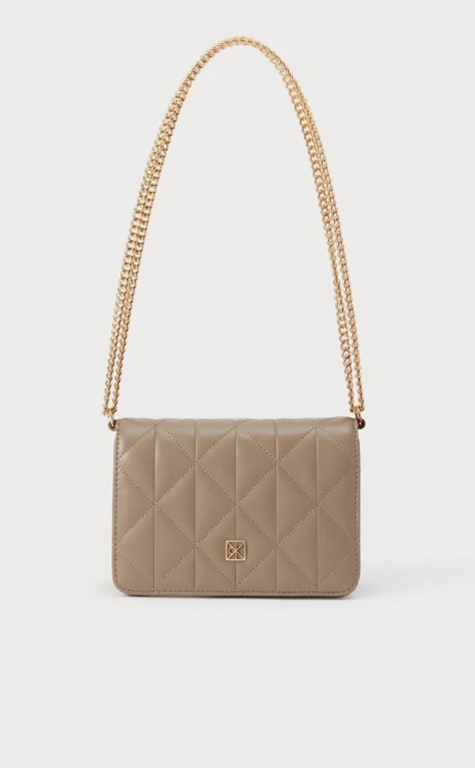Coco Chanel by letos oslavila 143. narozeniny: Kabelky podle ní jsou v módním světě stálicí a milují je ženy každého věku