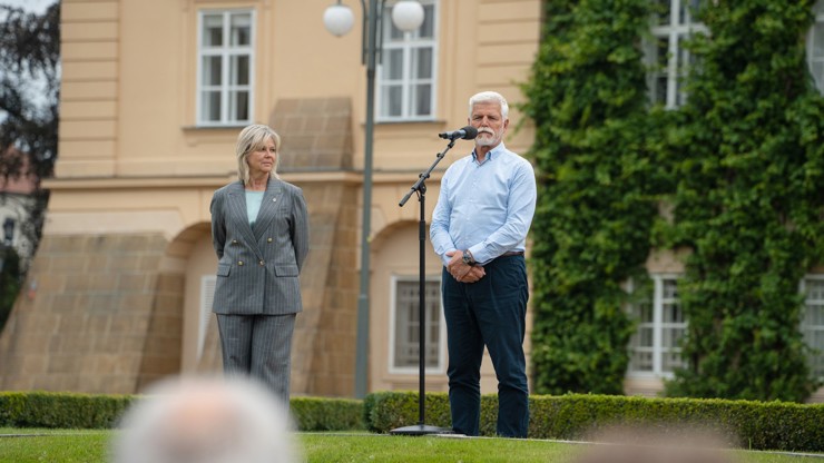 Petr Pavel a Eva Pavlová v Lánech.