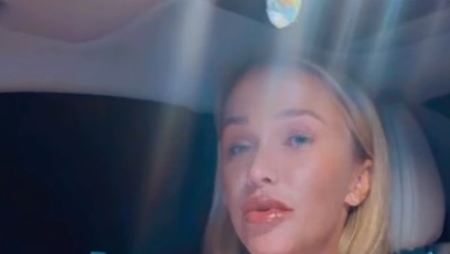 FOTO: Nela Slováková s fanoušky udržuje aktivní kontakt skrze svůj Instagram. Tentokrát přiznala, proč z premiéry musí odjet dřív.