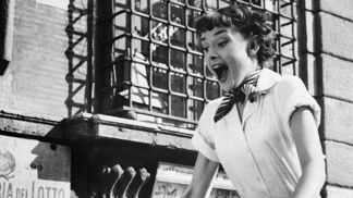 Při natáčení filmu Prázdniny v Římě v roce 1953
Při natáčení filmu Prázdniny v Římě v roce 1953