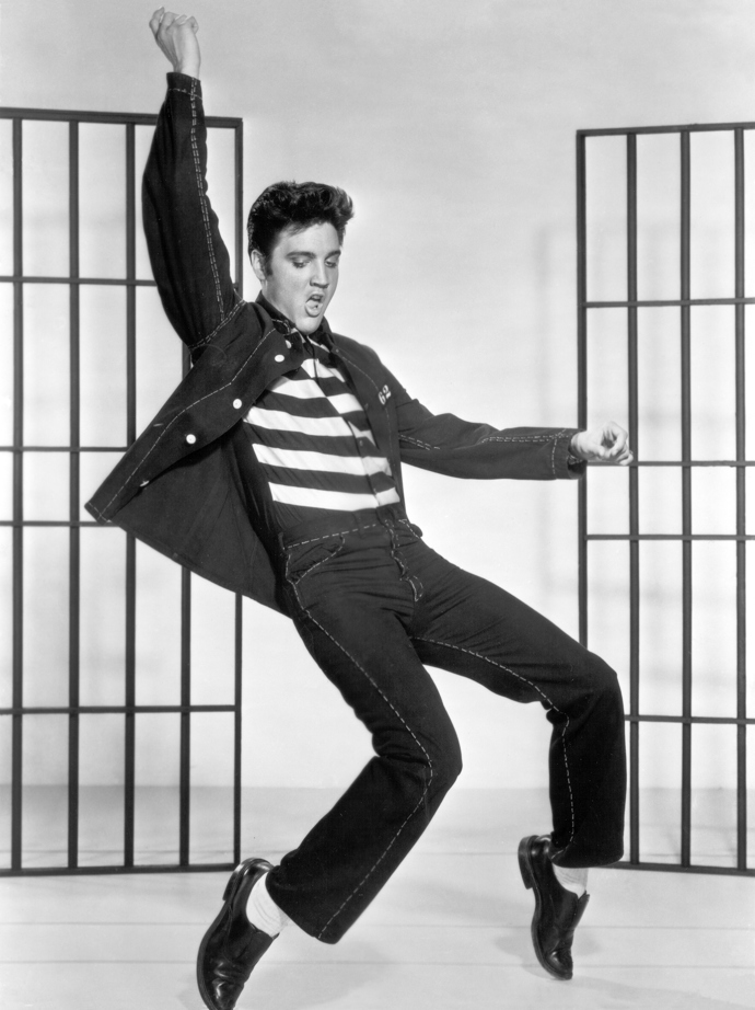 Ženy, sláva a závislosti: Jak Elvis Presley změnil svět hudby a ztratil kontrolu nad vlastním osudem Ženy, sláva a závislosti: Jak Elvis Presley změnil svět hudby a ztratil kontrolu nad vlastním osudem