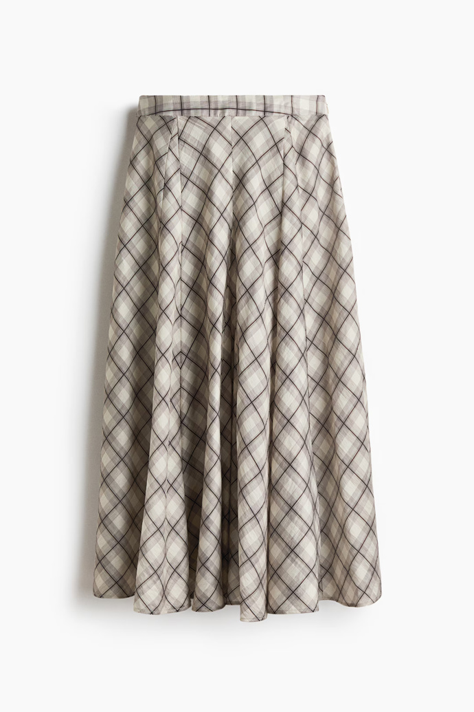 H&M, 879 Kč H&M, 879 Kč