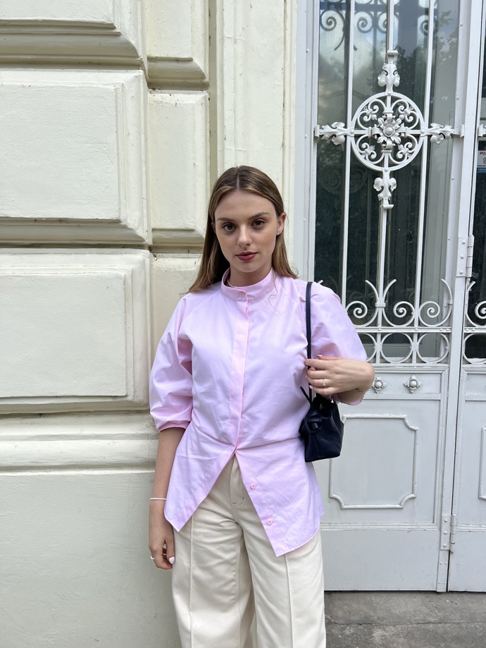 Štěpánka v outfitu od české značky PBG Studio Štěpánka v outfitu od české značky PBG Studio
