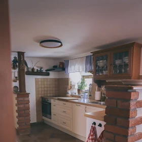 Objevujte Vysočinu z poloroubenky Pod Buchtou, která jako by vypadla z některé z tradičních českých pohádek