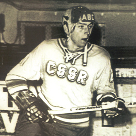 Ivan Hlinka coby aktivní hokejista.