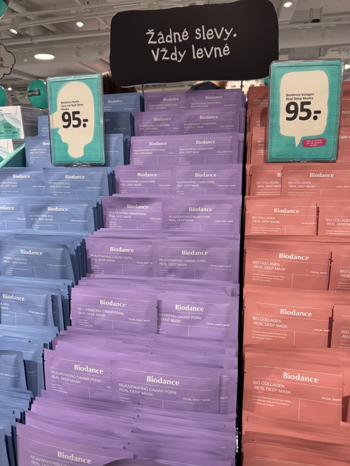 Trendy korejská kosmetika značky Medicube má v NORMALu hned několik produktů. Masky jsou u konkurence o pár korun dražší, takže výhodnější jsou...
