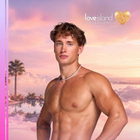 Johnny je model a vicemistr České republiky v kulturistice, který chce v Love Islandu poznat spřízněnou duši.