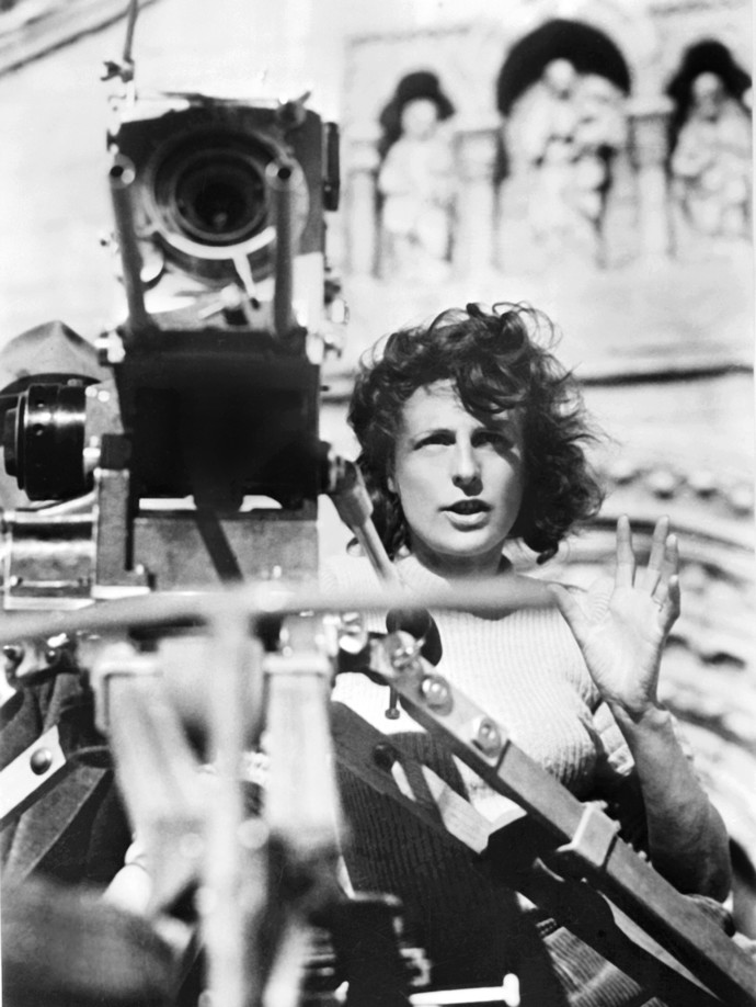 Leni Riefenstahl během natáčení filmu Nížiny