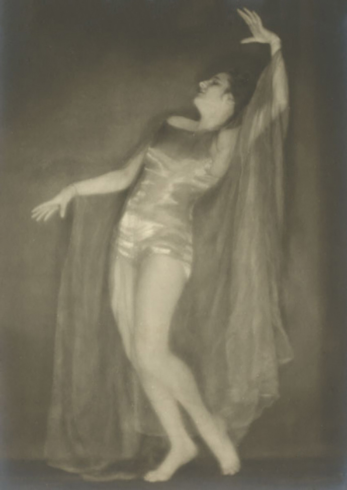 Riefenstahl jako tanečnice v roce 1927