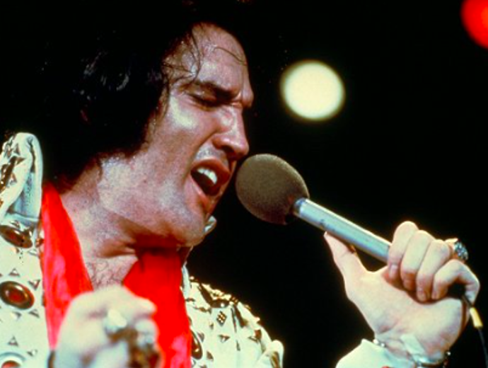 Presley během pauzy nabral kila Presley během pauzy nabral kila