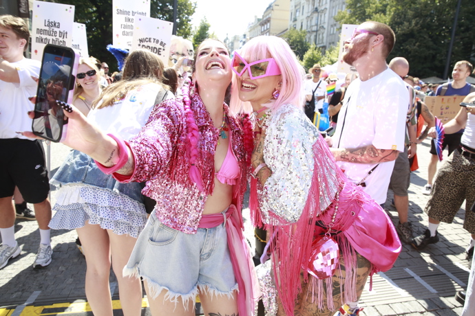 Desítky tisíc účastníků dorazily na festival Prague Pride. 