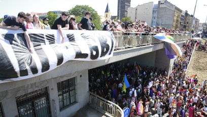 FOTO: Desítky tisíc účastníků dorazily na festival Prague Pride.