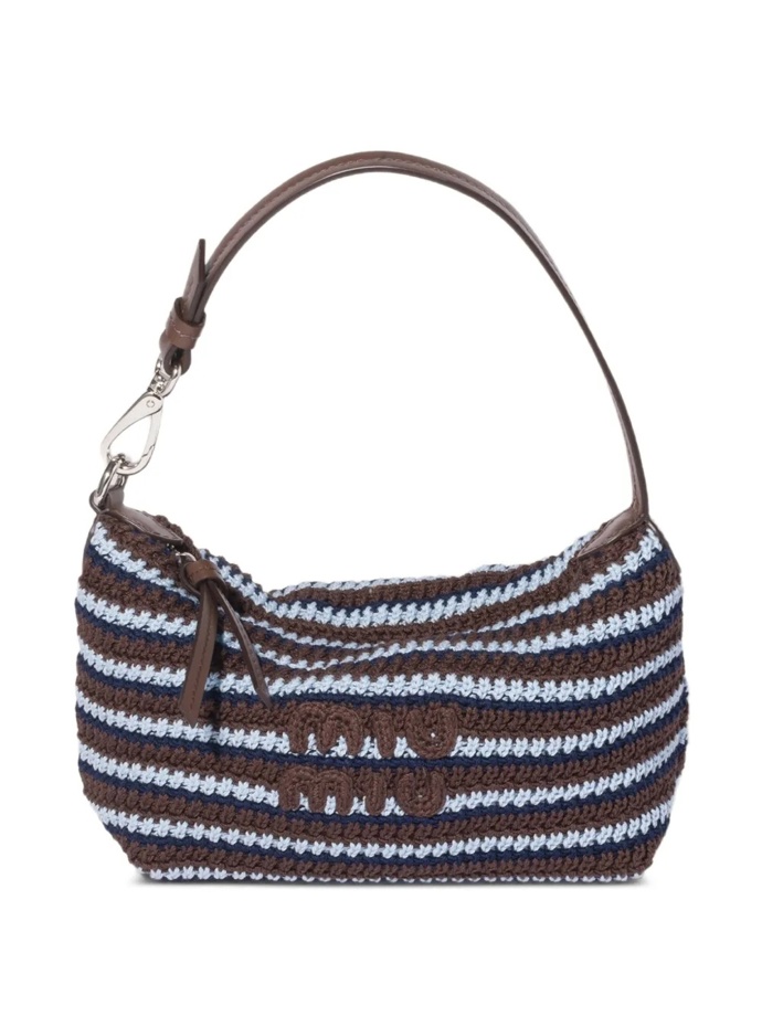 Miu Miu, od 33 000 Kč, farfetch.com Miu Miu, od 33 000 Kč, farfetch.com