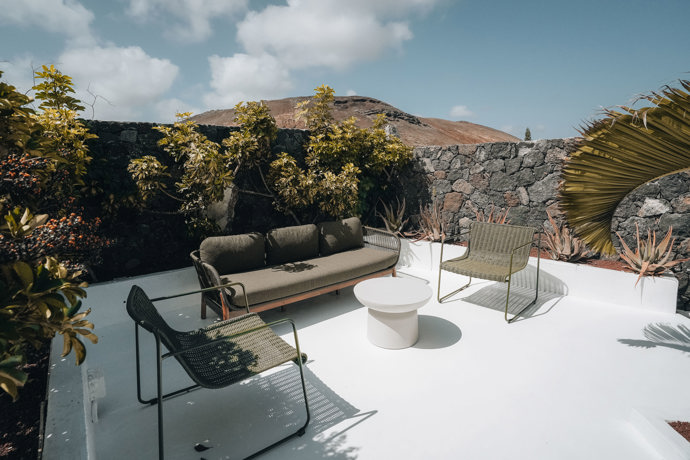 Na Lanzarote otočili dispozici naruby. Apartmán se díky tomu konečně otevřel terase i vulkanické krajině