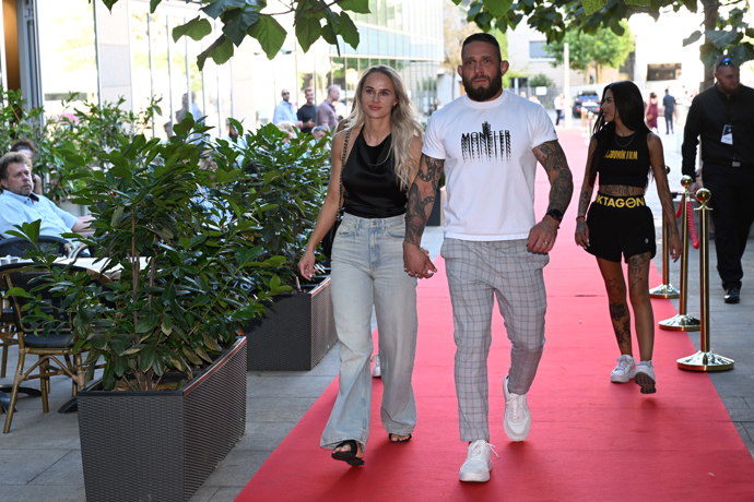 Miroslav Brož dorazil na premiéru snímku Bojovník.