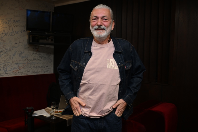 Daniel Hůlka zapózoval.