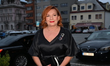 Alena Schillerová zazářila na Muži roku: Překvapila novým účesem i zajímavým detailem na šatech