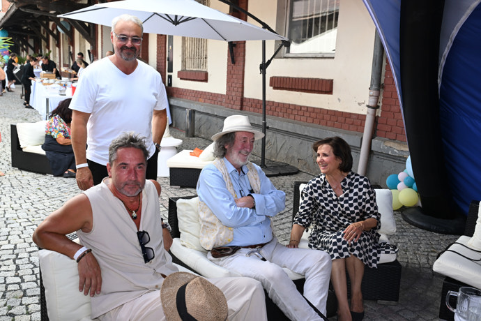 Na tiskovce Novy nechyběl ani Bolek Polívka či Veronika Freimanová.