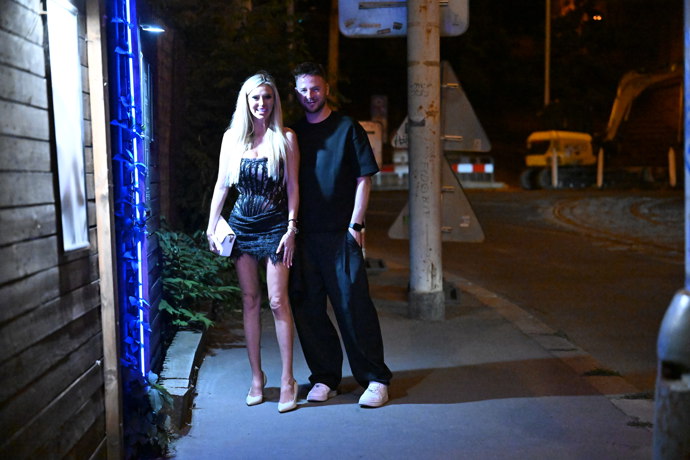 Po slavnostní premiéře zamířila Denise také na následnou afterparty.