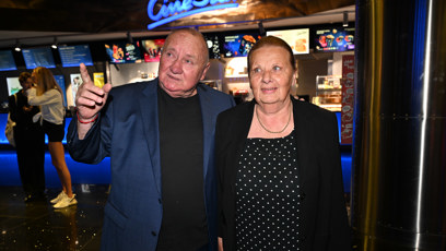FOTO: Vítězslav Jandák dorazil na film, který produkoval jeho syn.