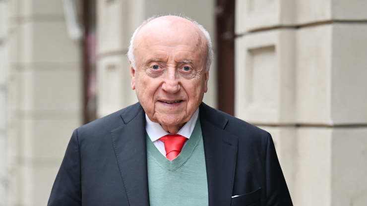 Felix Slováček byl naměkko.