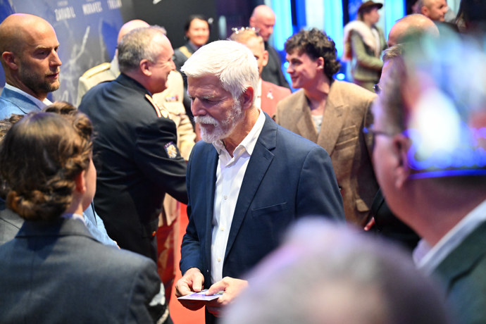 Prezident Petr Pavel před promítáním filmu Osamělý vlk.
