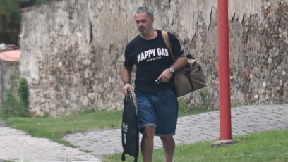 FOTO: Martin Dejdar se zapojil do úklidu.