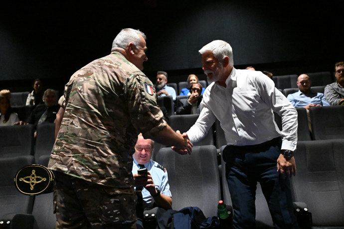 Prezident Petr Pavel byl podle všeho velmi rád, že všechny vidí.