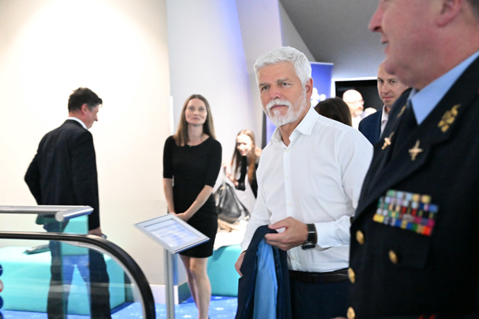 Prezident Petr Pavel po konci promítání.