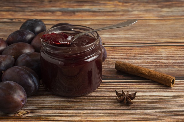 Nejlepší sirupy a marmelády, které můžete připravit na sklonku léta. Vychutnejte si dary přírody