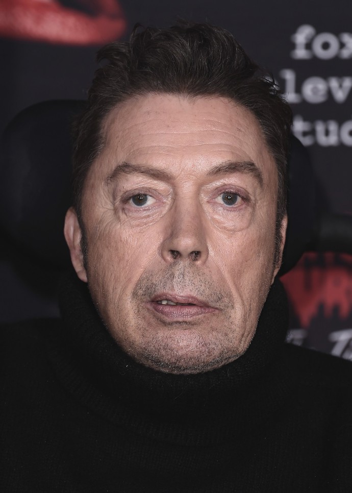 Tim Curry se smrti nebál. 