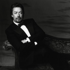 Herec Tim Curry byl nalezen mrtev ve svém domě v Los Angeles.