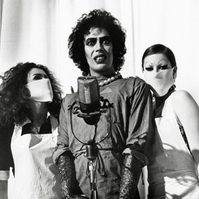 Tim Curry si zahrál například Dr. Frank-N-Furtera.