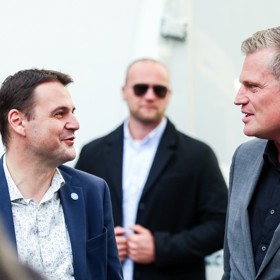 Petr Macinka a Filip Turek se v pořadu Přísně tajné opřeli do redaktorek Zdislavy Pokorné a Nory Fridrichové.