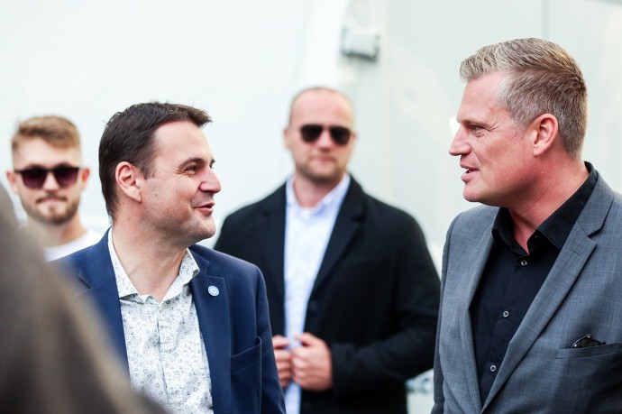 Petr Macinka a Filip Turek se v pořadu Přísně tajné opřeli do redaktorek Zdislavy Pokorné a Nory Fridrichové.