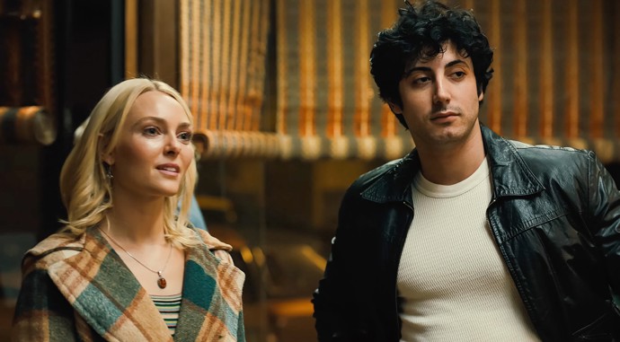Anthony Ippolito a AnnaSophia Robb ve filmu Já, Rocky.
