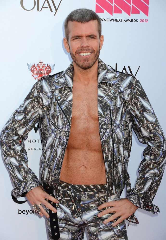 Perez Hilton skončil v nemocnici. 