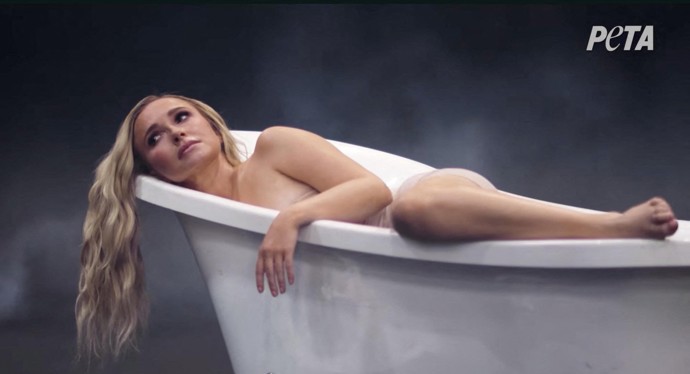 Hayden Panettiere natočila kampaň nahá ve vaně. 