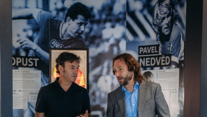 FOTO: Pavel Nedvěd přivítal nového trenéra české reprezentace.
