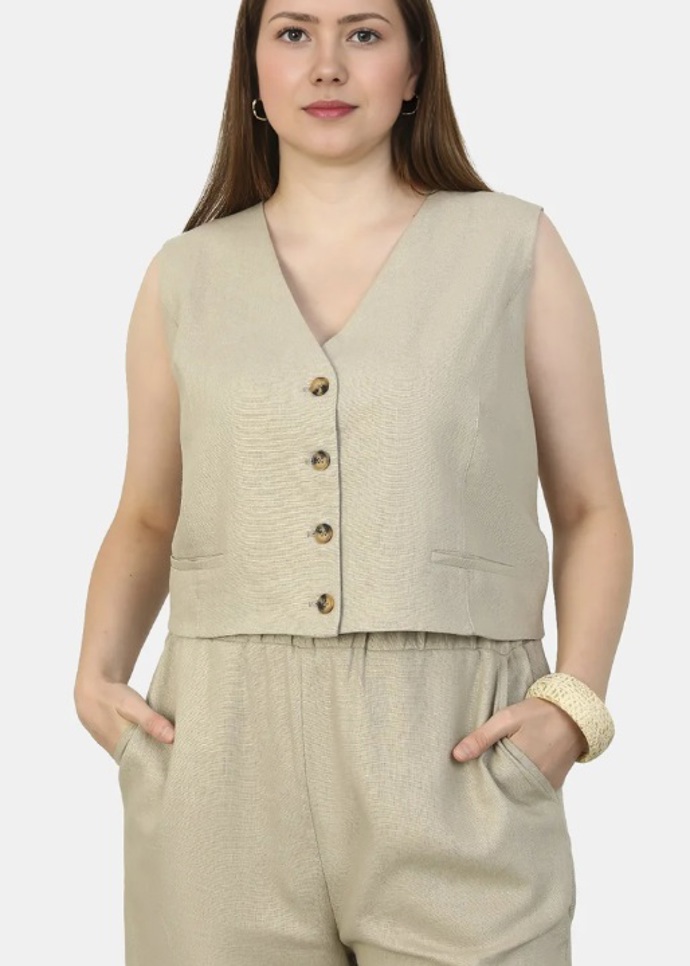 5 stylových kousků z výprodejů, které ocení ženy s velikostí plus size: Vedou široké nohavice a rafinované vesty 5 stylových kousků z výprodejů, které ocení ženy s velikostí plus size: Vedou široké nohavice a rafinované vesty
