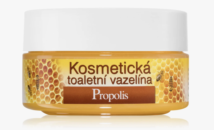 Kosmetická vazelína Bione Cosmetics Honey + Q10 je dokonalým pomocníkem pro všechny typy pleti, včetně citlivé. 108 Kč