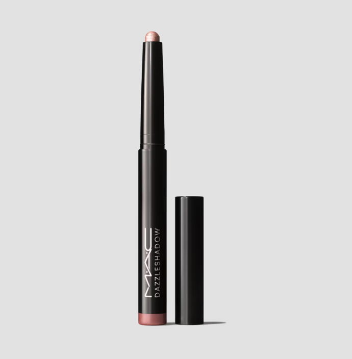 Oční stíny v tužce MAC, odstín Subliminal Spark, 780 Kč Oční stíny v tužce MAC, odstín Subliminal Spark, 780 Kč