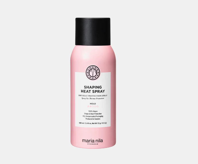 Termoochranný sprej pro tvarování účesů Maria Nila, 499 Kč (100 ml), prodává Douglas

