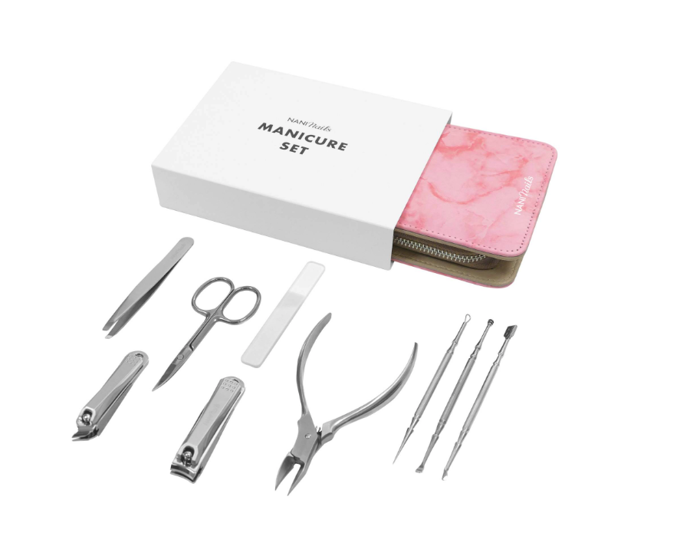 Sada na domácí manikúru Nani Nails, 479 Kč Sada na domácí manikúru Nani Nails, 479 Kč