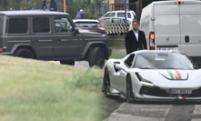 Svatba Veronicy Biasiol a Matěje Dejdara ve znamení luxusu: Ferrari za miliony i ikonický Mercedes