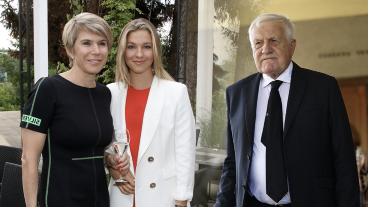 Největší bolest Lucie Neumannové: Matka roky tajila identitu jejího otce