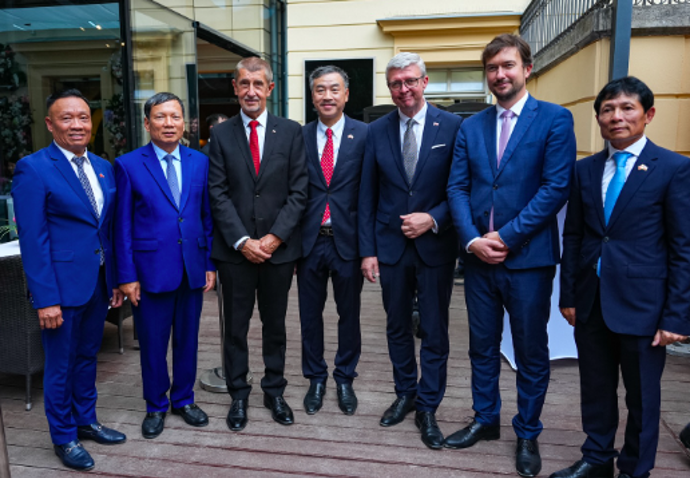 Andrej Babiš pochválil skvělou atmosféru. 