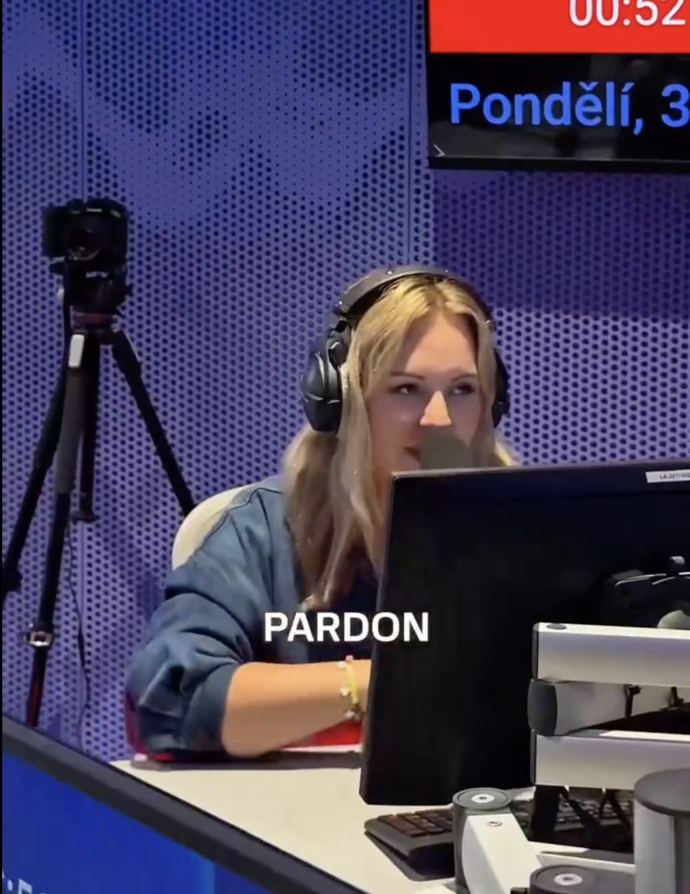 Katka Říhová si všimla zvláštního vztahu mezi Kozubem a Marešem a okamžitě začala mluvit o erotickém dusnu.