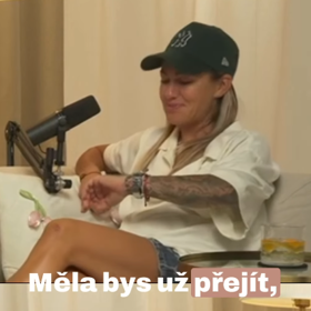 Bára Mlejnková si rýpla do Agáty Hanychové.