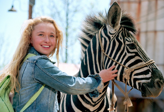 Hayden Panettiere ve filmu Rychlý Stripes. 